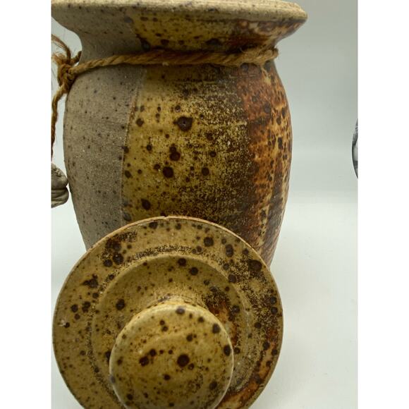Vintage MCM pottery Stoneware  jar with‎ lid Canister Cookie jar - Picture 5 of 8